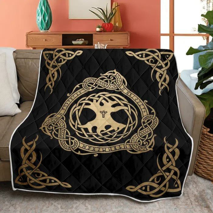 Viking Quilt Yggdrasil