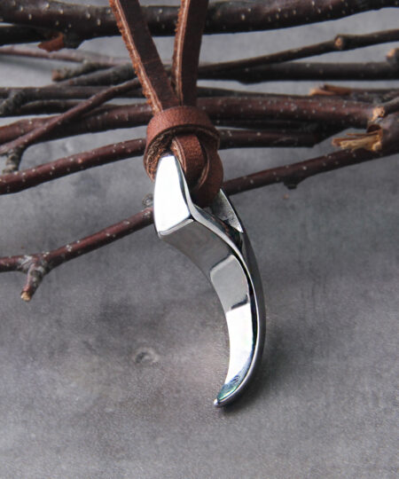 Viking Necklace Wolf Fang Tooth Spike