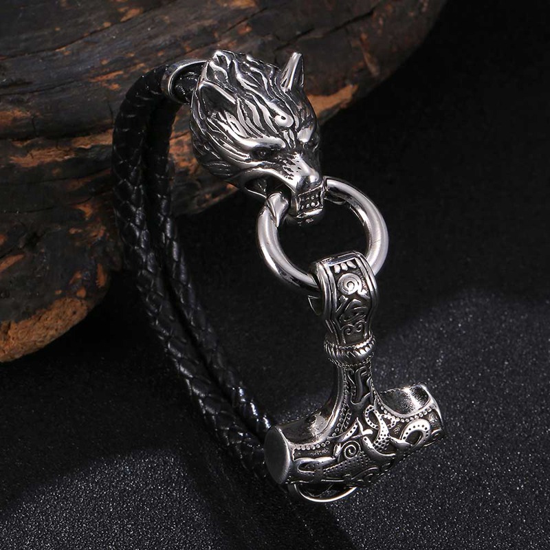 Axbuldo Norse Viking Necklace for Men Stainless Steel Pentagram Necklace  Double Sided Viking Rune Compass Amulet Talisman Pendant Necklace Viking  Jewelry Gift for Men Women | Amazon.com