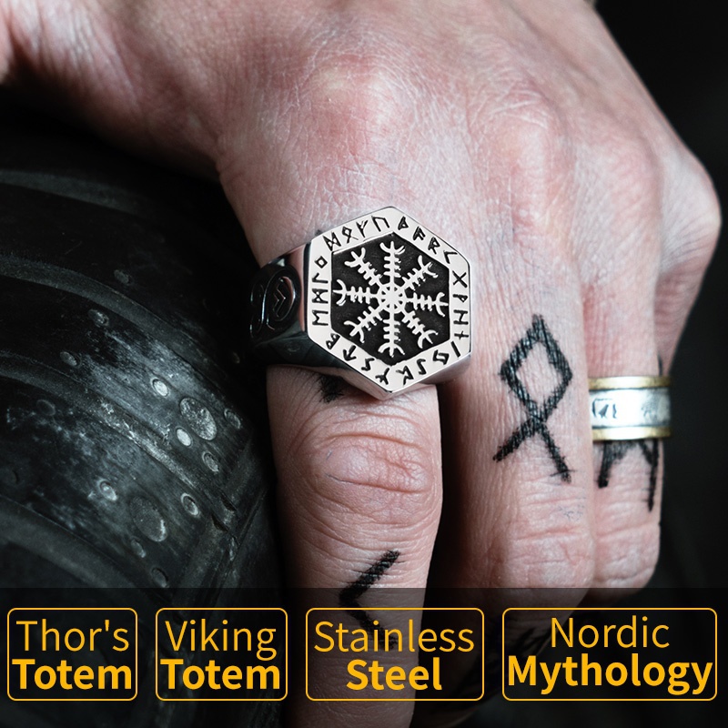Viking Ring Vegvisir crafted in solid Stainless Steel. Written on it with the Wolf Head Viking.