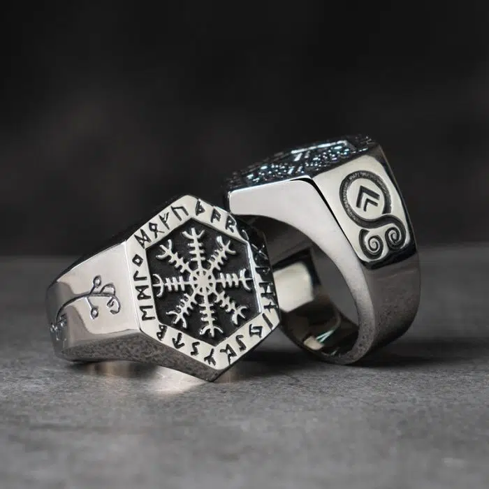 Viking Ring Vegvisir