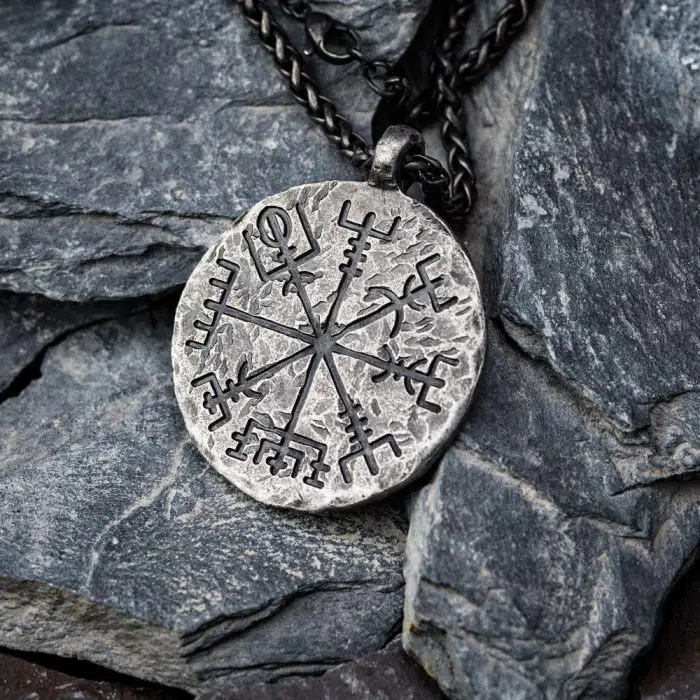 Viking Necklace Compass Vegvisir