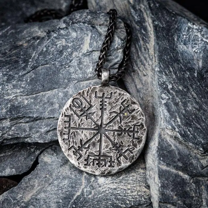 Viking Necklace Compass Vegvisir