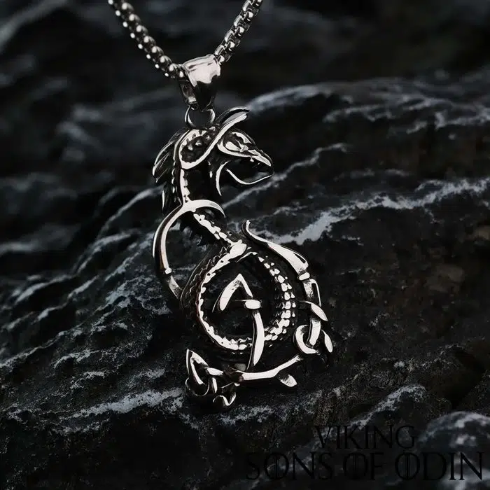 Viking Necklaces Individualized Aggressive Viking Dragon